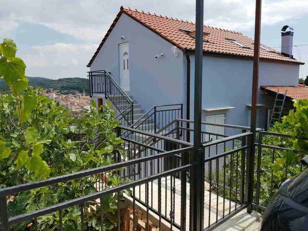 Apartman M&M Milna  Exterior photo